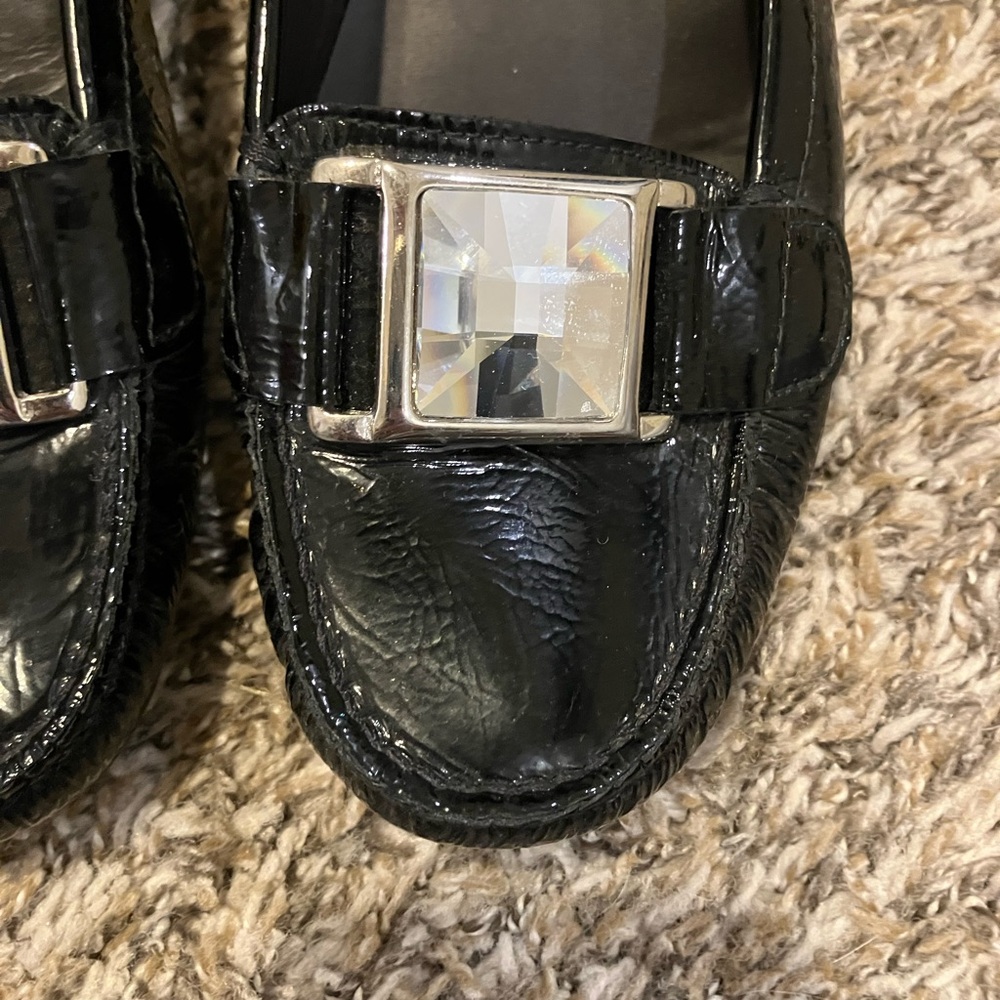 Stuart Weitzman Shiny Black Flats with Silver Accent - Picture 2 of 10